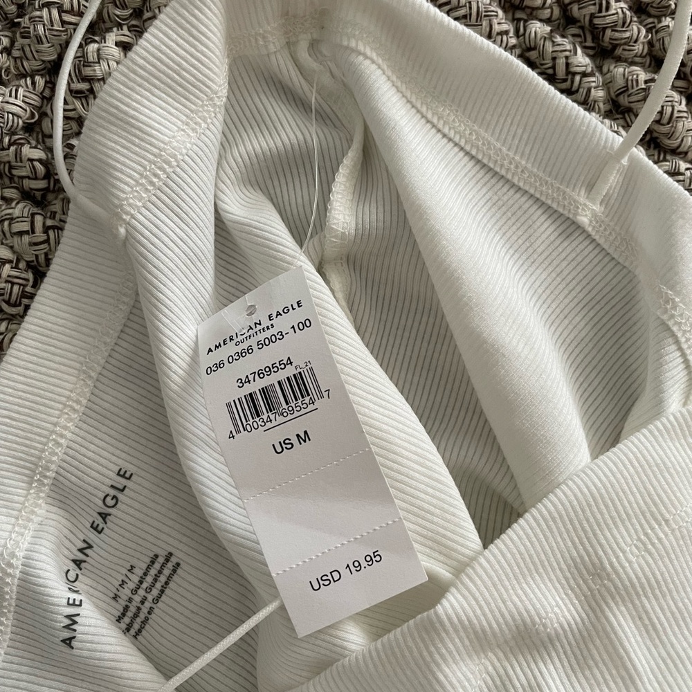 NWT Ribbed Crop Top - Picture 4 of 4